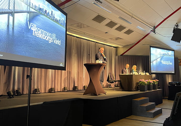 Peter Nilsson on the stage of the Annual General Meeting in Trelleborg 2024