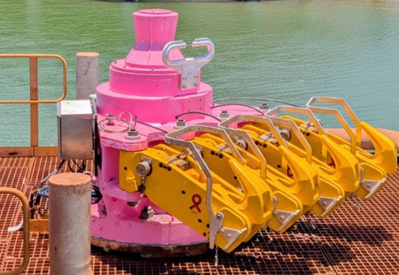 2603_EN_Pink quick release hooks