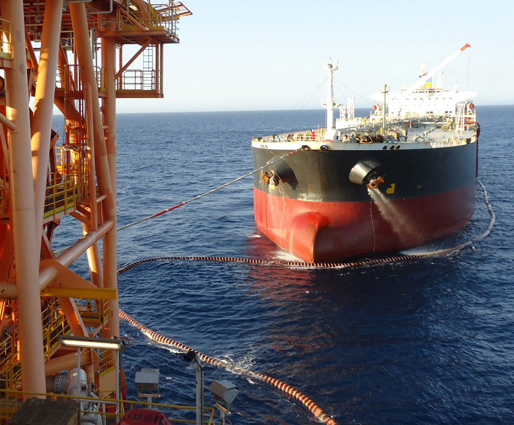 offshore-hose-reeline-tanker