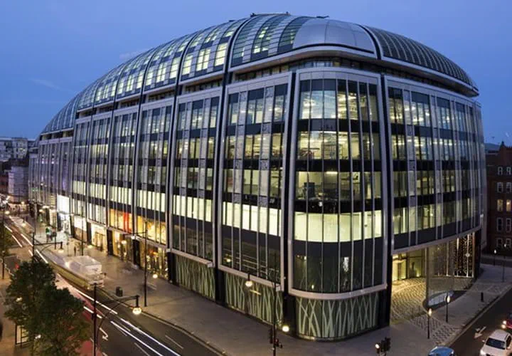 Headbanner_VI-and-structural-supports