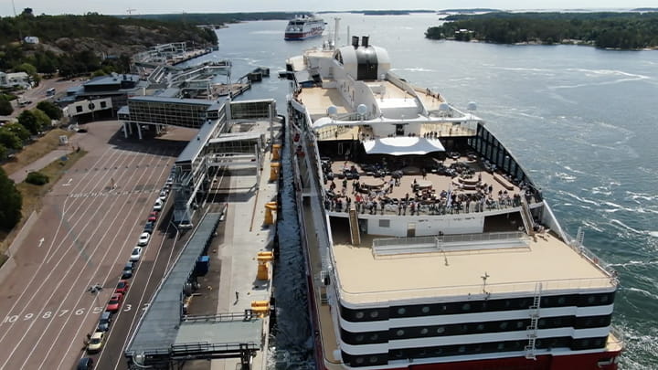 Headbanner-ferry-operations