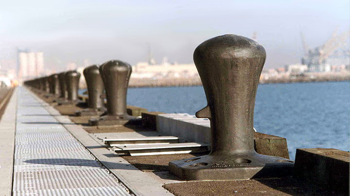 Bollards-for-the-berthing-of-ships