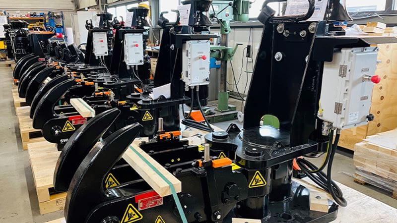 Equipment-for-new-jetty-in-Rotterdam