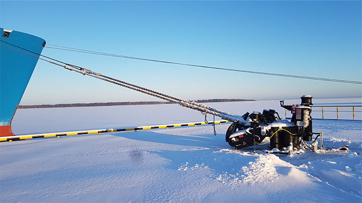 Mooring-and-berthing
