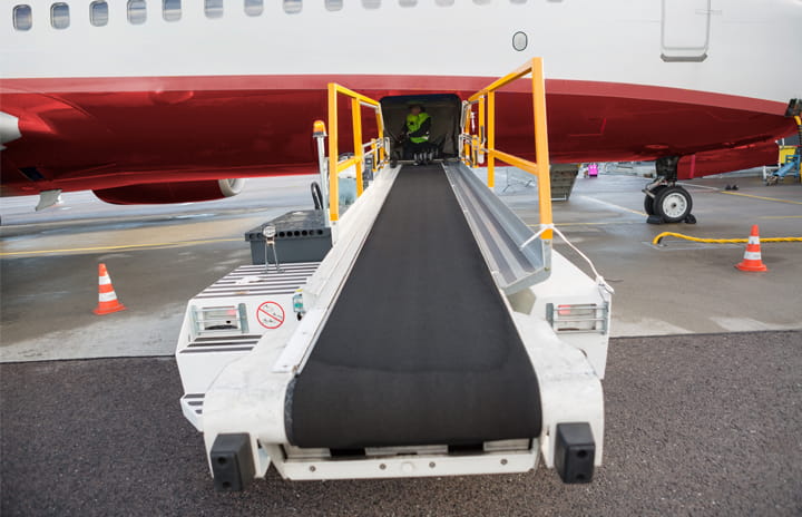 Special surface conveyor belt