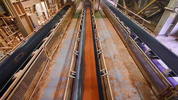 Cleancover conveyor belt