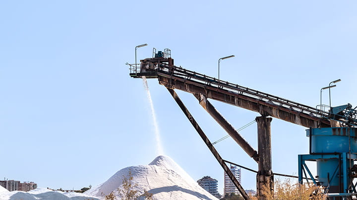 Sliding conveyor belt