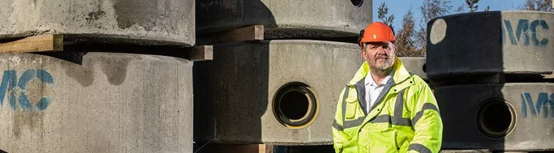 Julian West and manholes