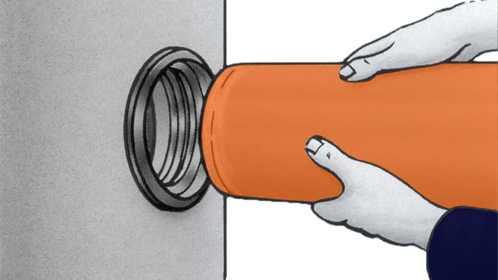 Trelleborg 910 Triple Lip - pipe installation into manhole