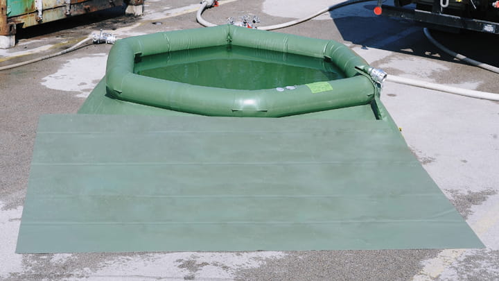 Mobile decanting units Material