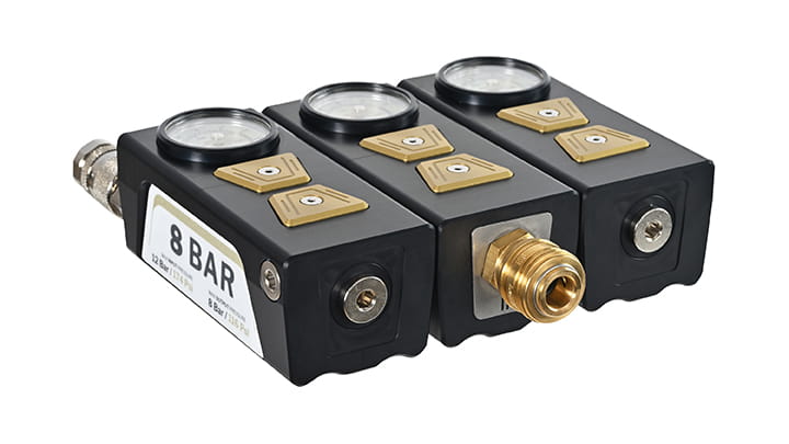 Compact 8‑bar pneumatic controller with three gauges for high‑pressure lifting bags