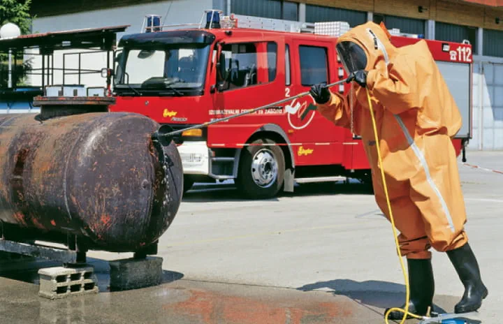 Rescue_Sealing_products_Leak_sealing_lance_set_BAC_RAR_banner_720x464_72dpi