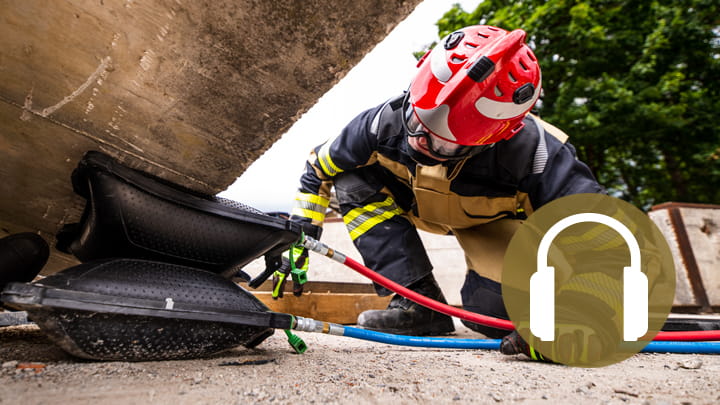 Nova lifting bag in action