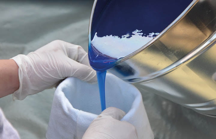 Epoxy resin filled from can to liner